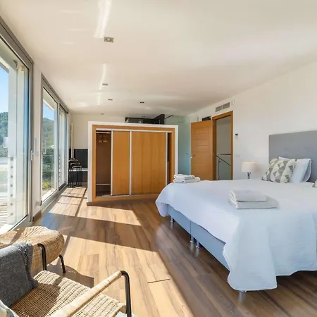 Villa Vista *