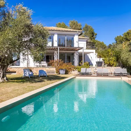 Villa Vista *