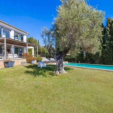 Vista Villa *